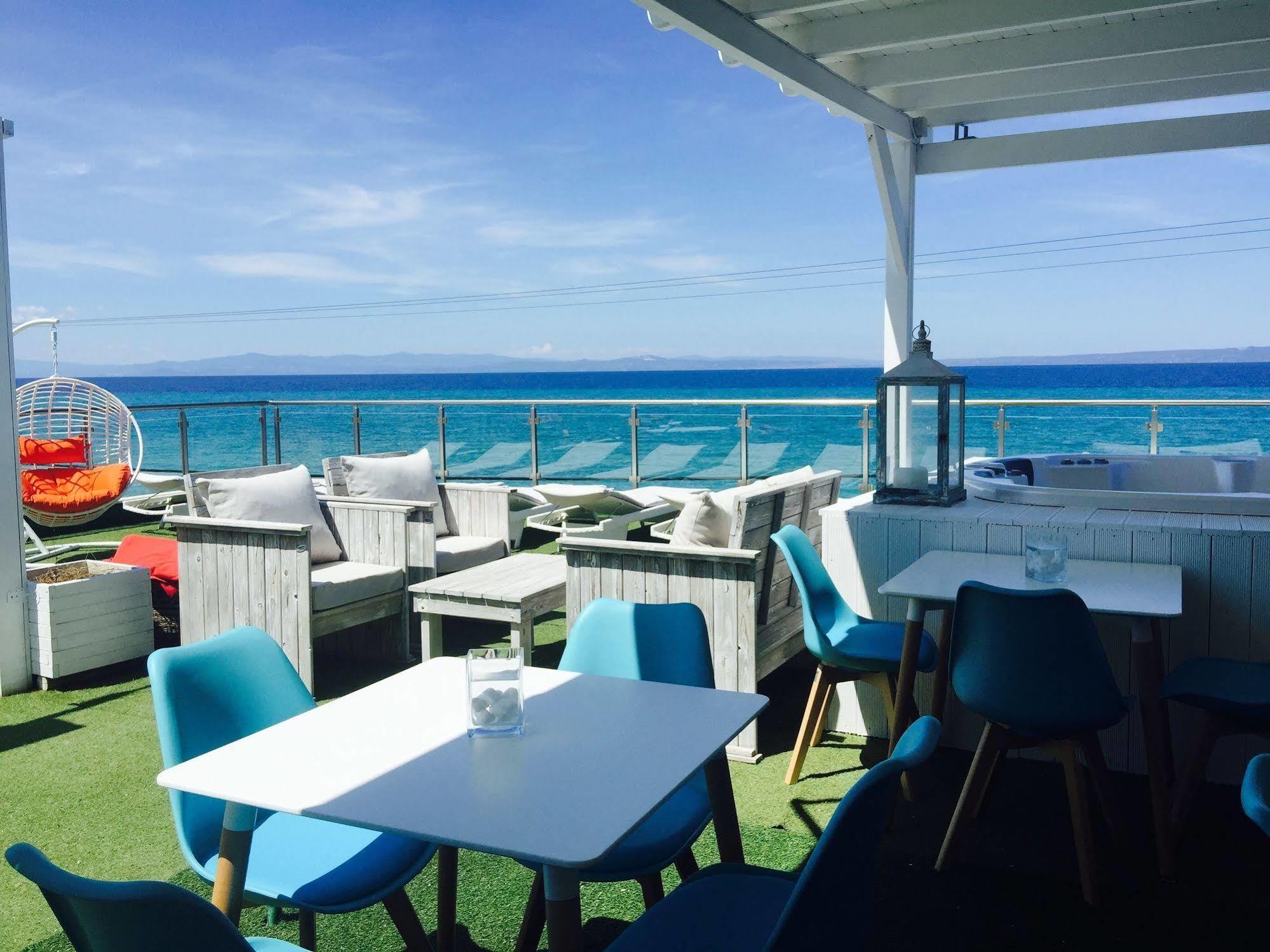 Art Boutique Suites Pefkochori Luaran gambar